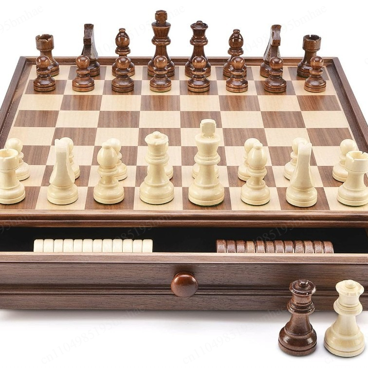 Walnut solid wood chess checke - огляд і ціна Chess Set Wooden